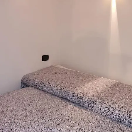 شقة Petite Maison أوستوني